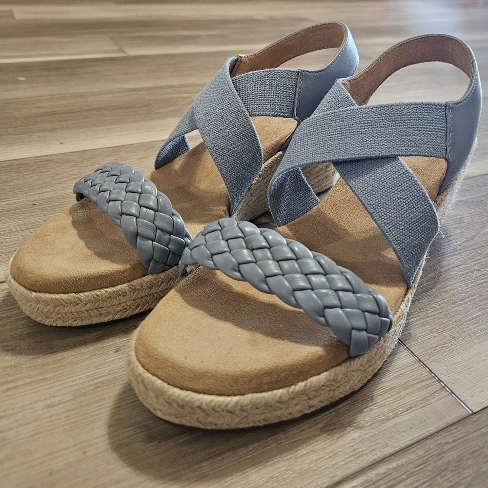 NEW Espadrille Women's Espadrille Wedge Sandals Blue Braided Elastic Slingback - Picture 12 of 13